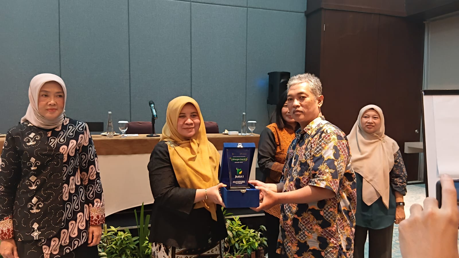 Penyerahan Penghargaan Si Pangan Award tahun 2025 dan Bimtek SiPangan versi 2
